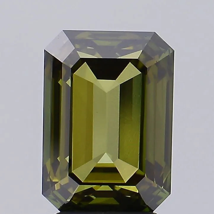 3.01 Carats EMERALD Diamond