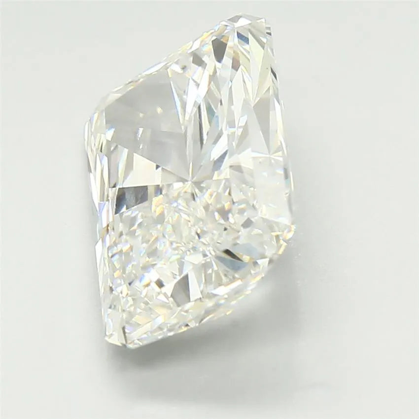 6 Carats RADIANT Diamond