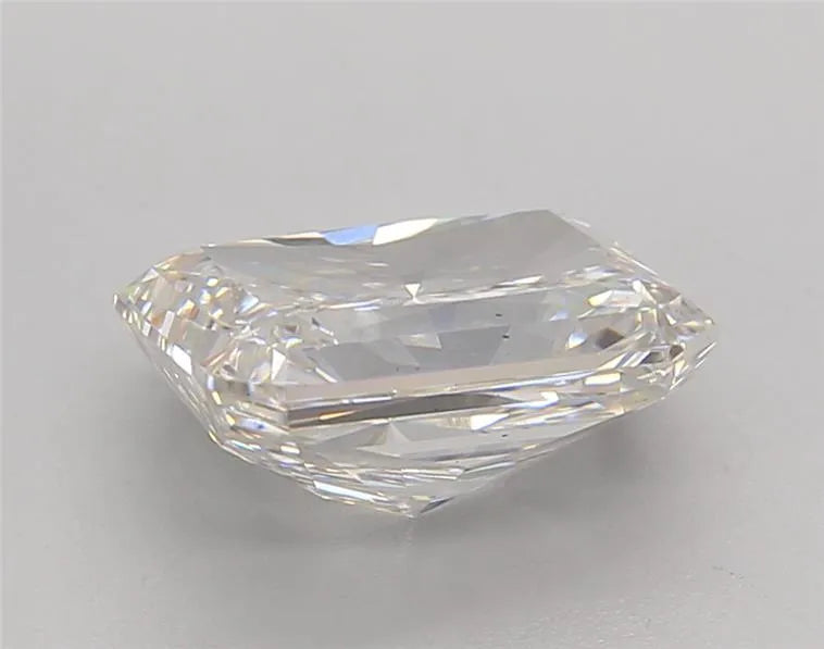 2.73 Carats RADIANT Diamond